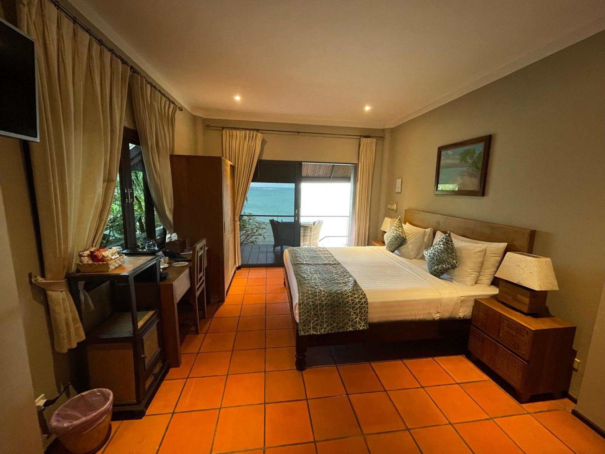 Beyond The Blue Horizon Boutique Bungalows Haad Chao Phao Exterior foto