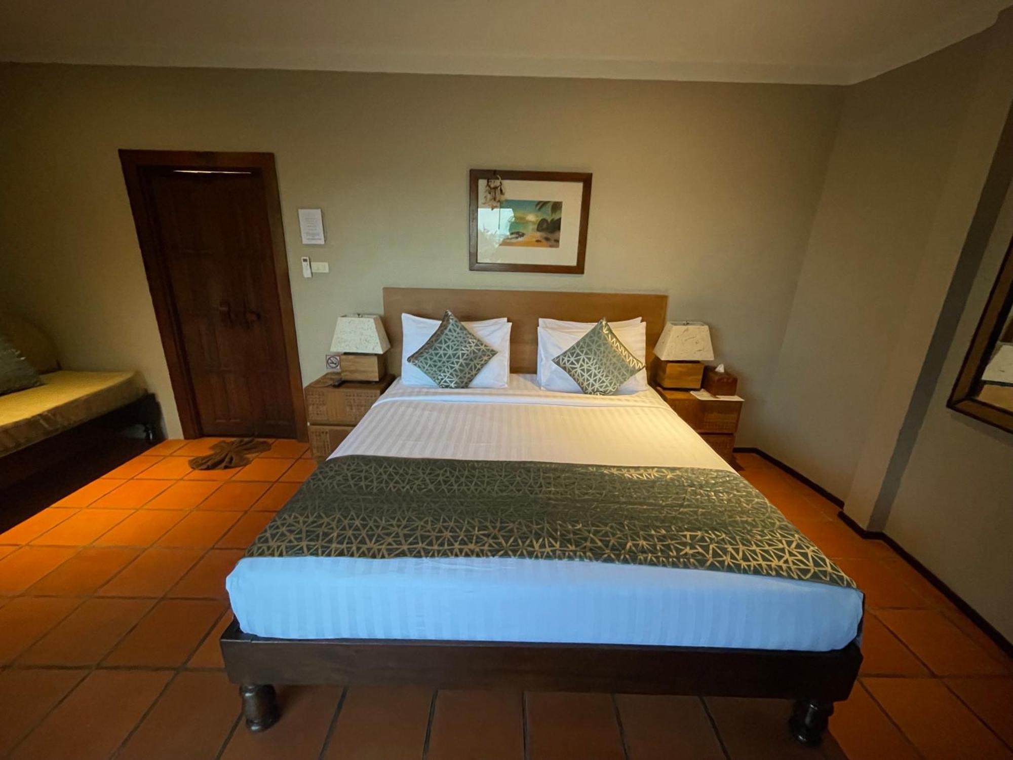 Beyond The Blue Horizon Boutique Bungalows Haad Chao Phao Exterior foto