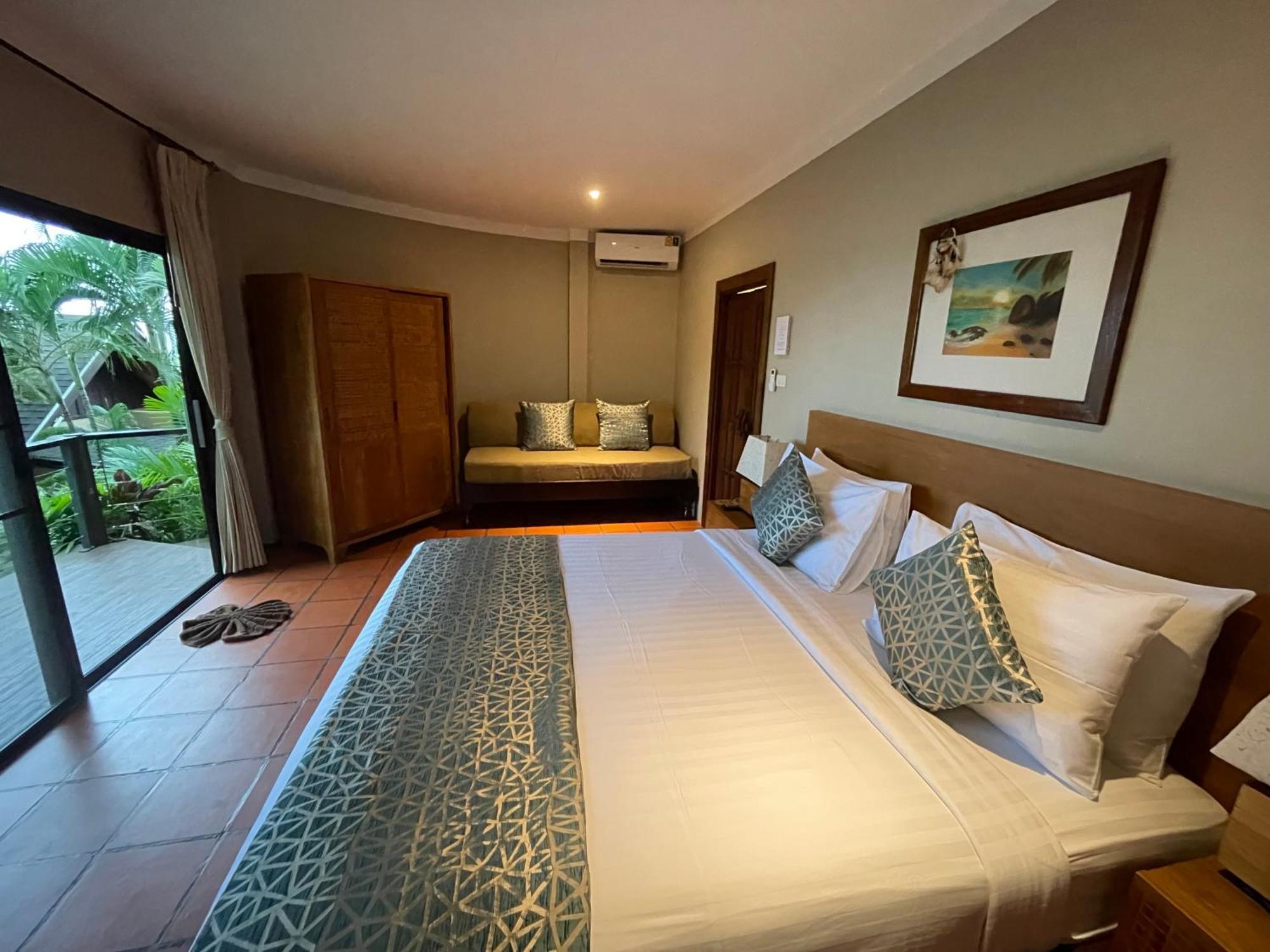 Beyond The Blue Horizon Boutique Bungalows Haad Chao Phao Exterior foto