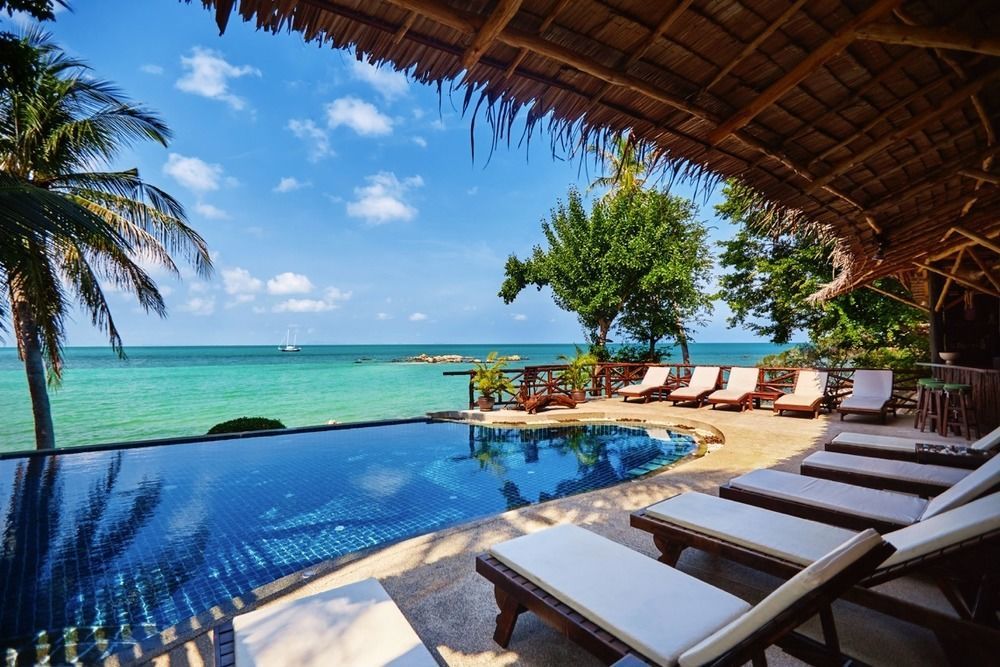 Beyond The Blue Horizon Boutique Bungalows Haad Chao Phao Exterior foto