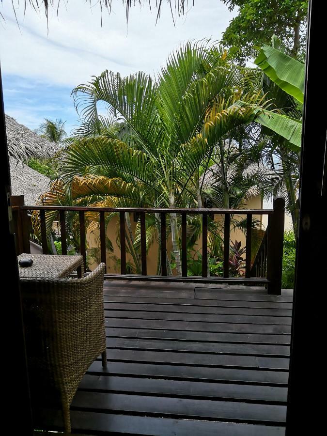 Beyond The Blue Horizon Boutique Bungalows Haad Chao Phao Exterior foto
